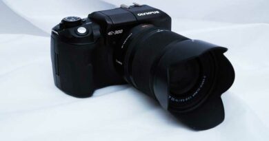 Olympus Evolt E-330 digital camera